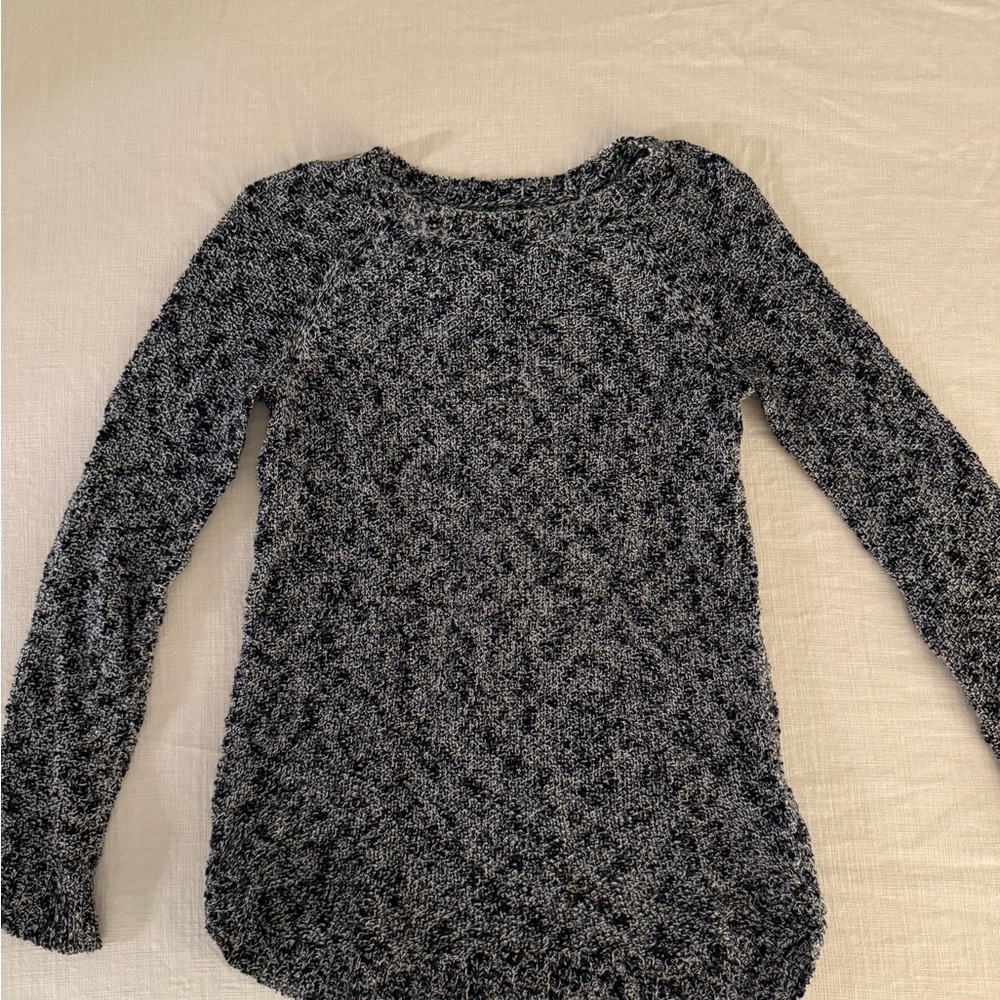 SO Women's Charcoal and Light Gray Sweater